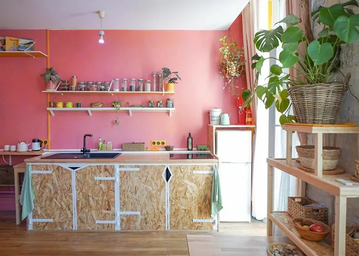 Lumineux, Minimaliste Et Vegetal